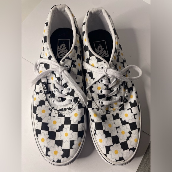 Checkered Vans - Picture 1 of 1